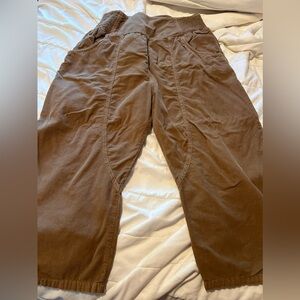 We the free Luna Harem crop